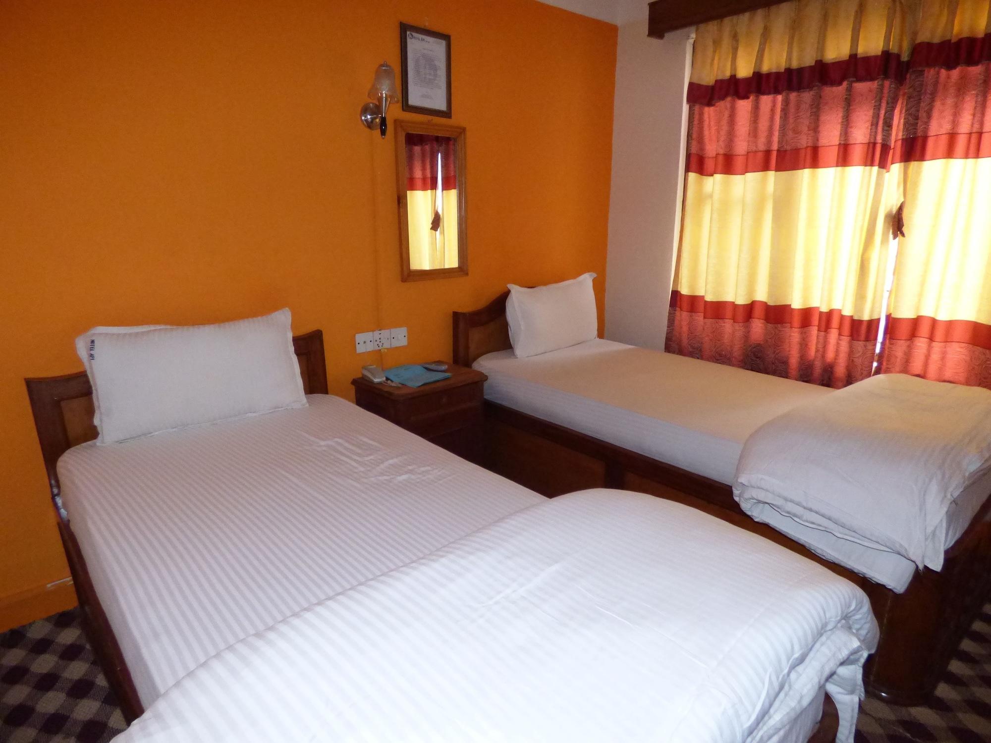Hotel Api Катманду Екстериор снимка