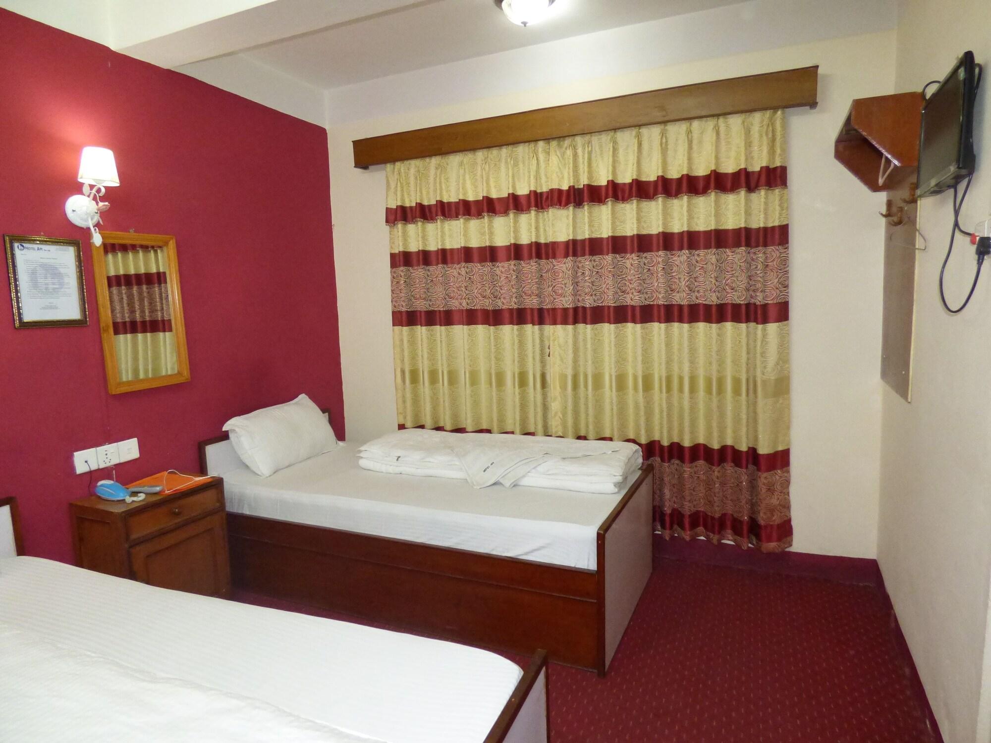 Hotel Api Катманду Екстериор снимка