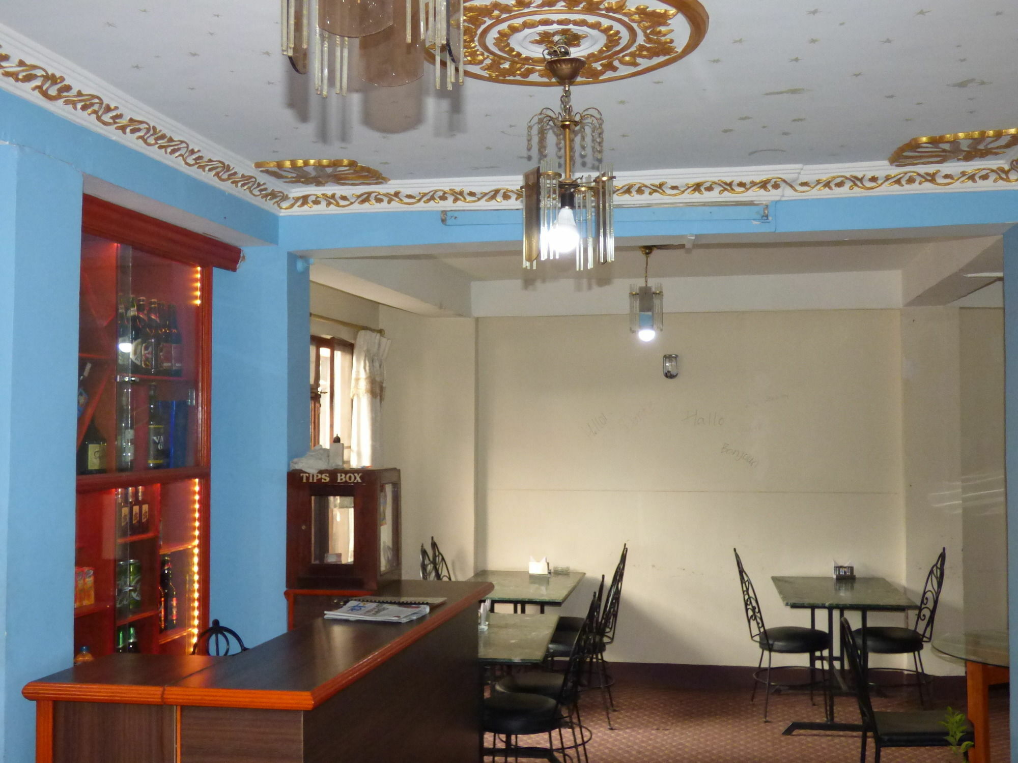 Hotel Api Катманду Екстериор снимка